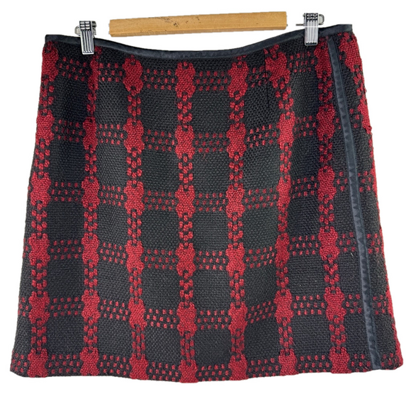 Le chateau Dresses & Skirts - Le Chateau Red & Black Check Mini Skirt size 10/12